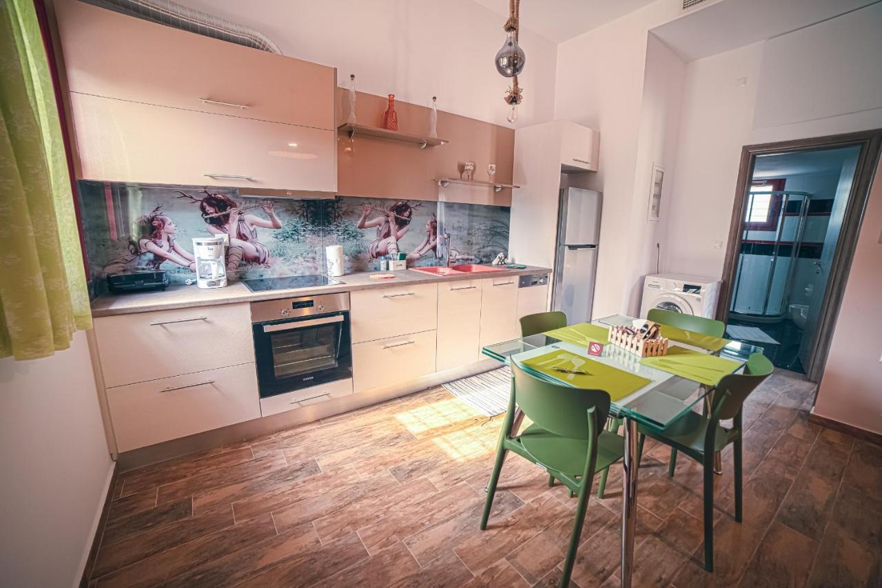 Olive Tree Suites Eleonas Ngoại thất bức ảnh